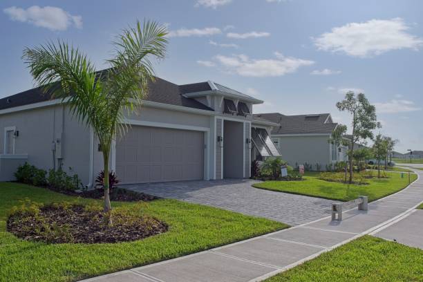 Best Professional Driveway Pavers  in Brentwood, MO